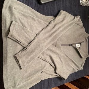 Varley quarter zip sage
